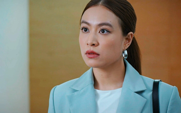 Hoàng Thùy Linh đóng phim sau nhiều năm vắng bóng trên màn ảnh. Hoàng Thùy Linh đóng phim sau nhiều năm vắng bóng trên màn ảnh.