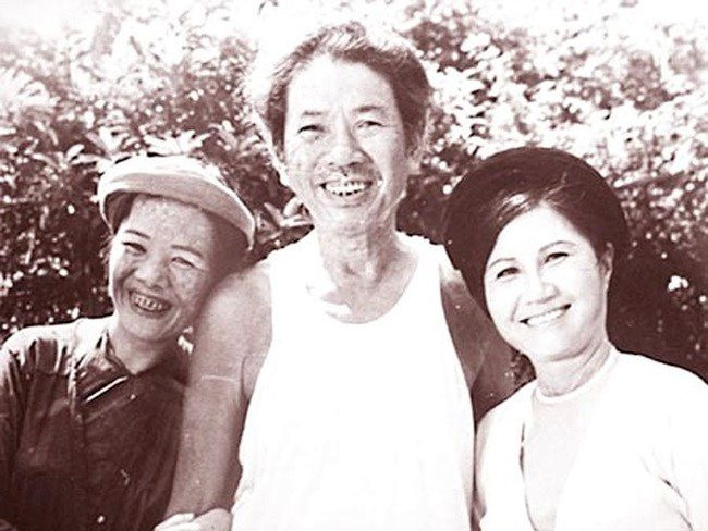 Một số hình ảnh trong phim của NSƯT Mai Châu.