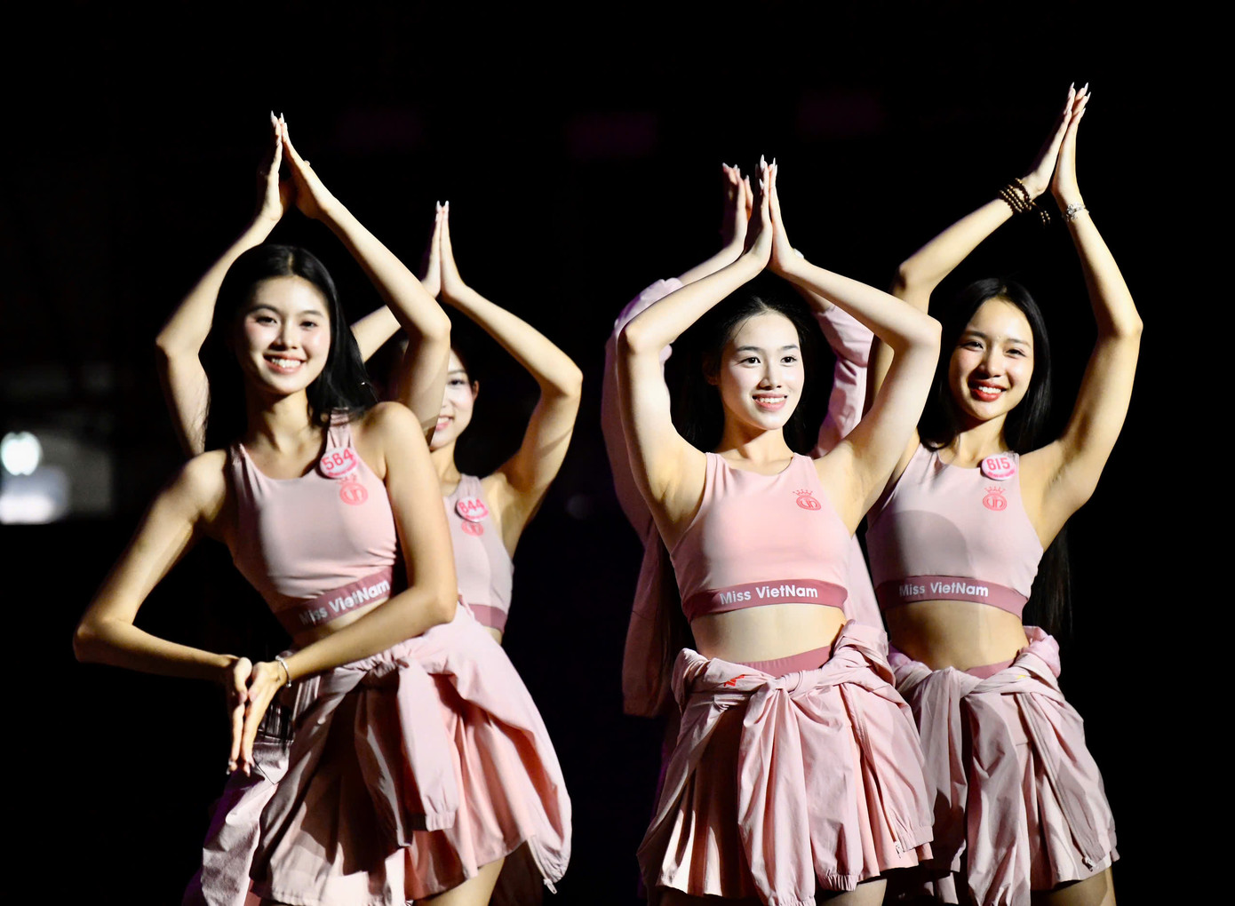 Thí sinh Hoa hậu Việt Nam 2024 có chiều cao đồng đều, thần thái tốt. Ảnh: Trọng Tài