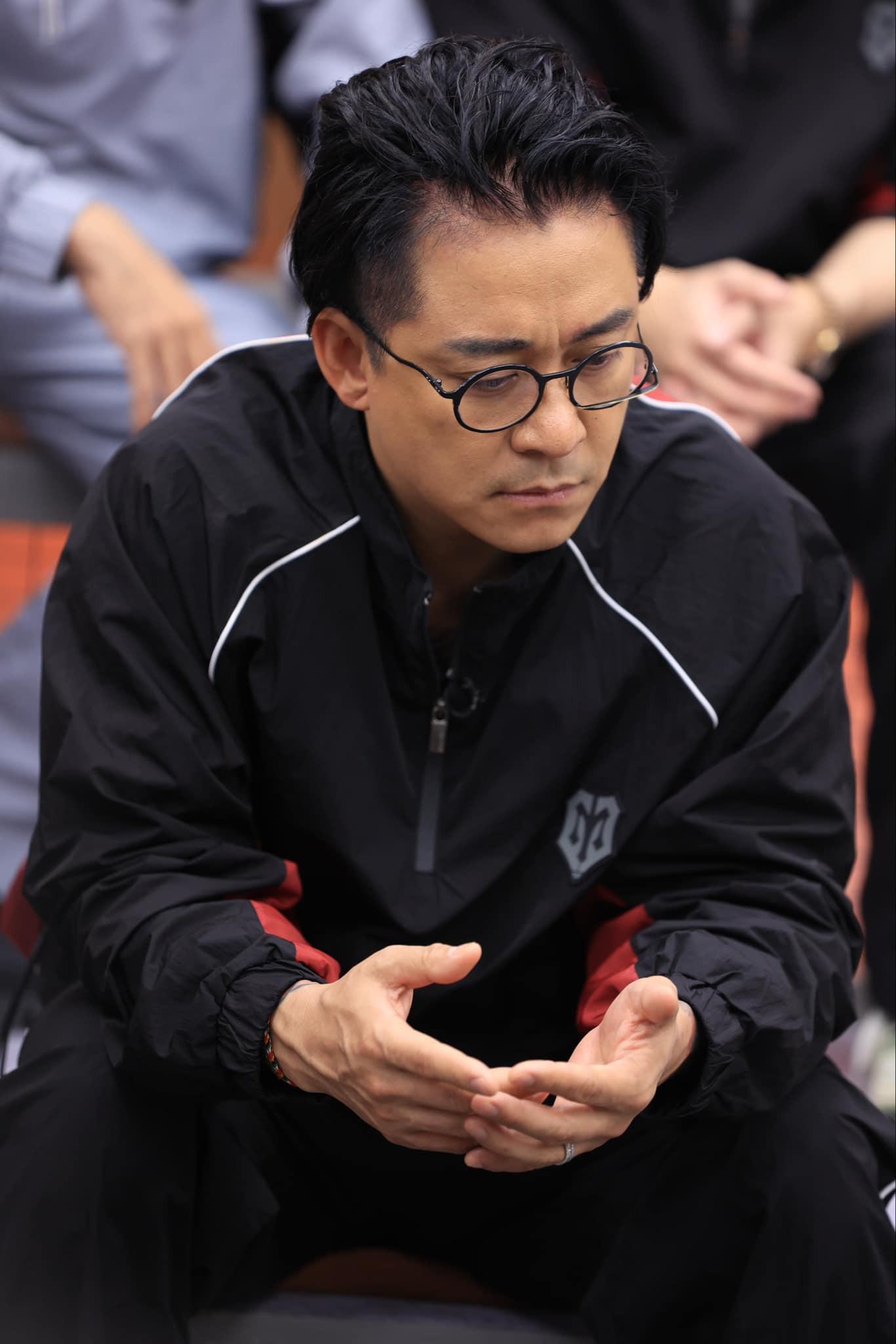 Vẻ ỉu xìu của Tuấn Hưng khi không được ai ngó ngàng trong tập 11. Ảnh: BTC Vẻ ỉu xìu của Tuấn Hưng khi không được ai ngó ngàng trong tập 11. Ảnh: BTC