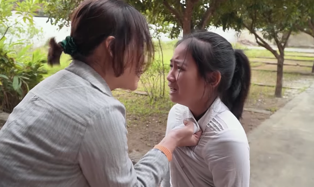 Phương Nam có tuổi thơ không mấy êm ấm