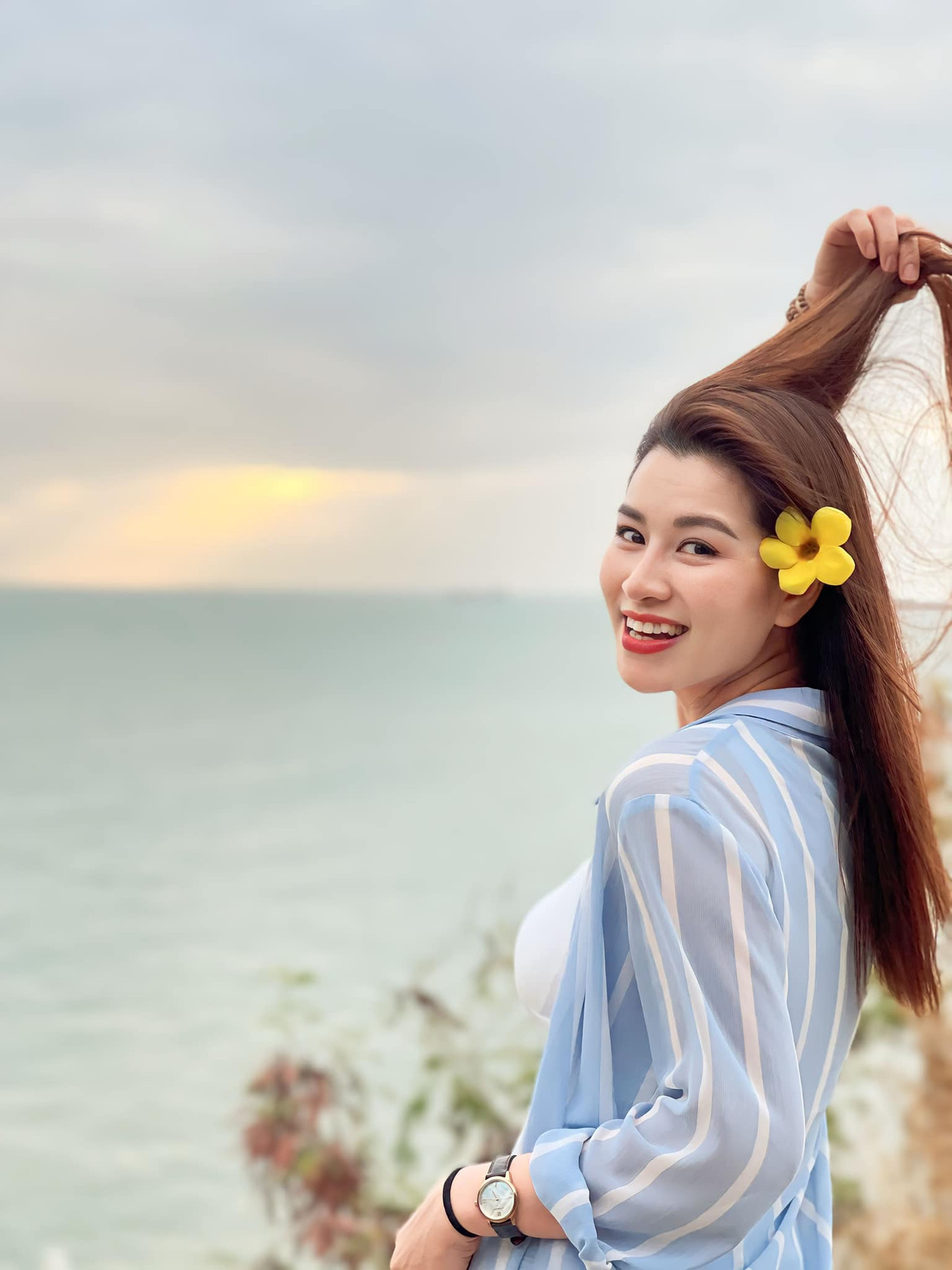 Nữ diễn viên quê Tuyên Quang có nét diễn đa dạng, linh hoạt. Em trai của cô cũng là diễn viên trẻ triển vọng của phim truyền hình phía Bắc thời gian gần đây.