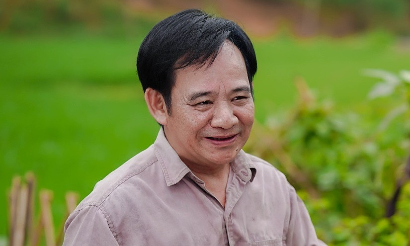 NSƯT Quang Tèo nổi tiếng với những vai nông dân. NSƯT Quang Tèo nổi tiếng với những vai nông dân.