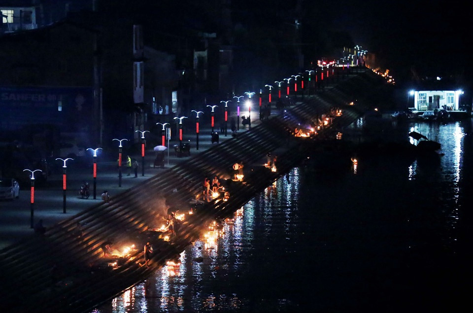 Phật tử ở Trung Quốc tổ chức lễ Vu lan từ ngày 15 đến 30 tháng 7 Âm lịch.