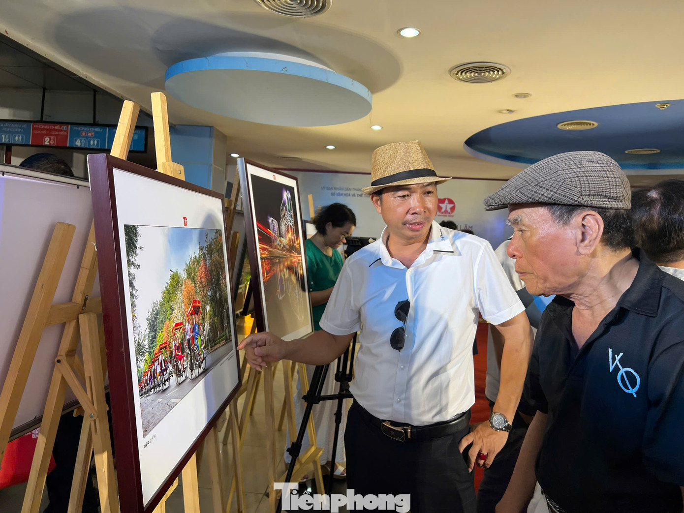 Các tác phẩm dự thi phản ánh thành tựu kinh tế, văn hóa, xã hội, hội nhập và phát triển của Thủ đô.