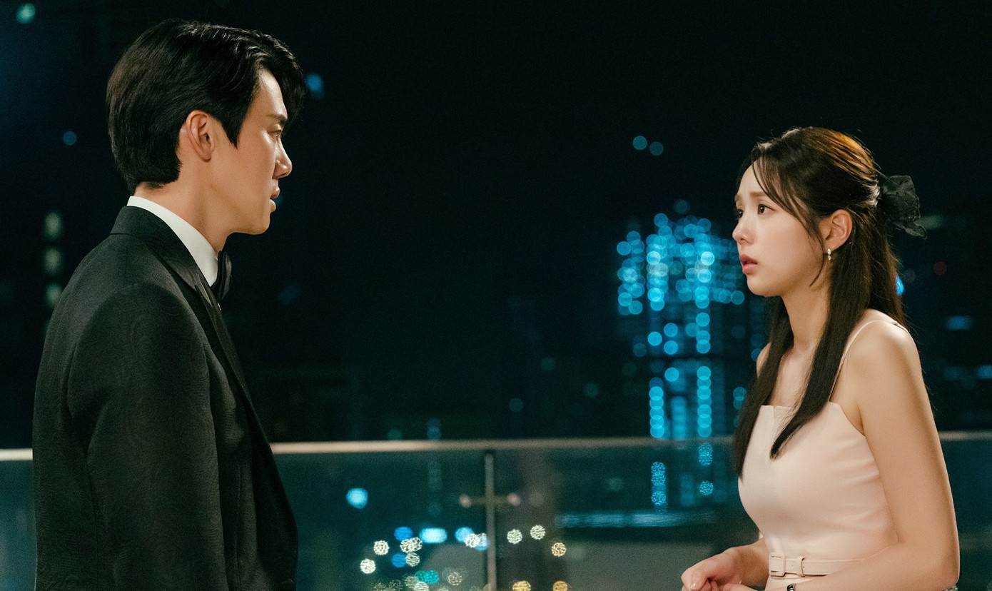 Phim kể về cuộc hôn nhân sắp đặt của phát ngôn viên trẻ tuổi nhất Nhà Xanh và phiên dịch viên ngôn ngữ ký hiệu giả câm. Phim kể về cuộc hôn nhân sắp đặt của phát ngôn viên trẻ tuổi nhất Nhà Xanh và phiên dịch viên ngôn ngữ ký hiệu giả câm.