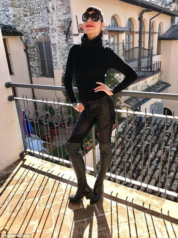 Norma Williams hệt như một siêu mẫu ở tuổi U80