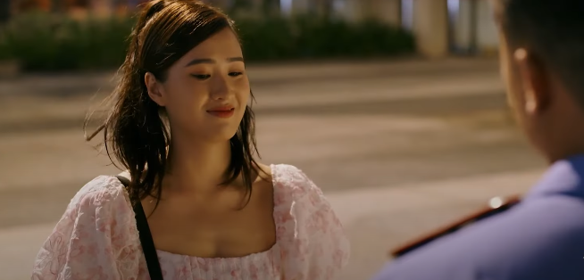 Nhung tặng quà Hiếu, muốn kết bạn với anh. Ảnh: CMH.