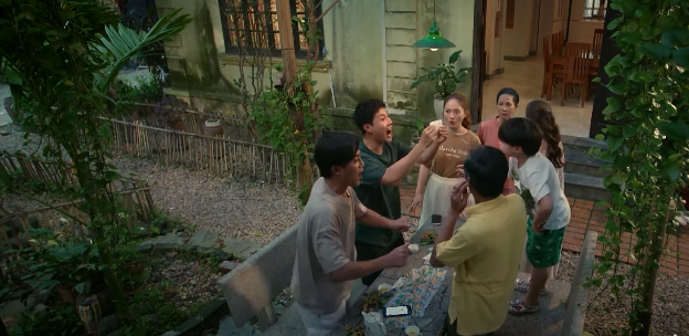 Hai tấm vé số mang về 6 tỷ đồng cho gia đình ông Toại. Ảnh: CMH. Hai tấm vé số mang về 6 tỷ đồng cho gia đình ông Toại. Ảnh: CMH.