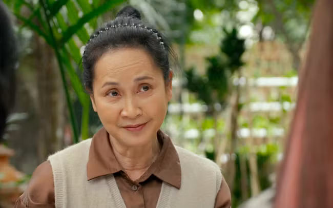 NSND Lan Hương tiếp tục có duyên làm mẹ chồng trên màn ảnh nhỏ.