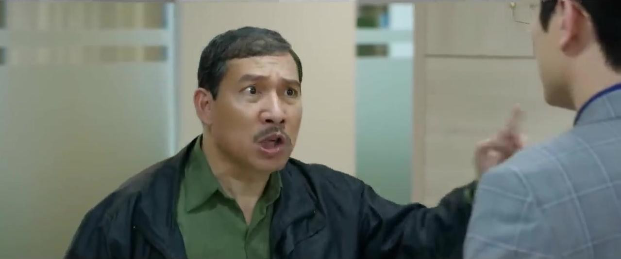 Thái độ của ông với tình cũ của con trai cũng rất gay gắt. Đây có thể là tình tiết lật mở cho những khúc mắc trong quá khứ giữa Vũ và Giang. Thái độ của ông với tình cũ của con trai cũng rất gay gắt. Đây có thể là tình tiết lật mở cho những khúc mắc trong quá khứ giữa Vũ và Giang.