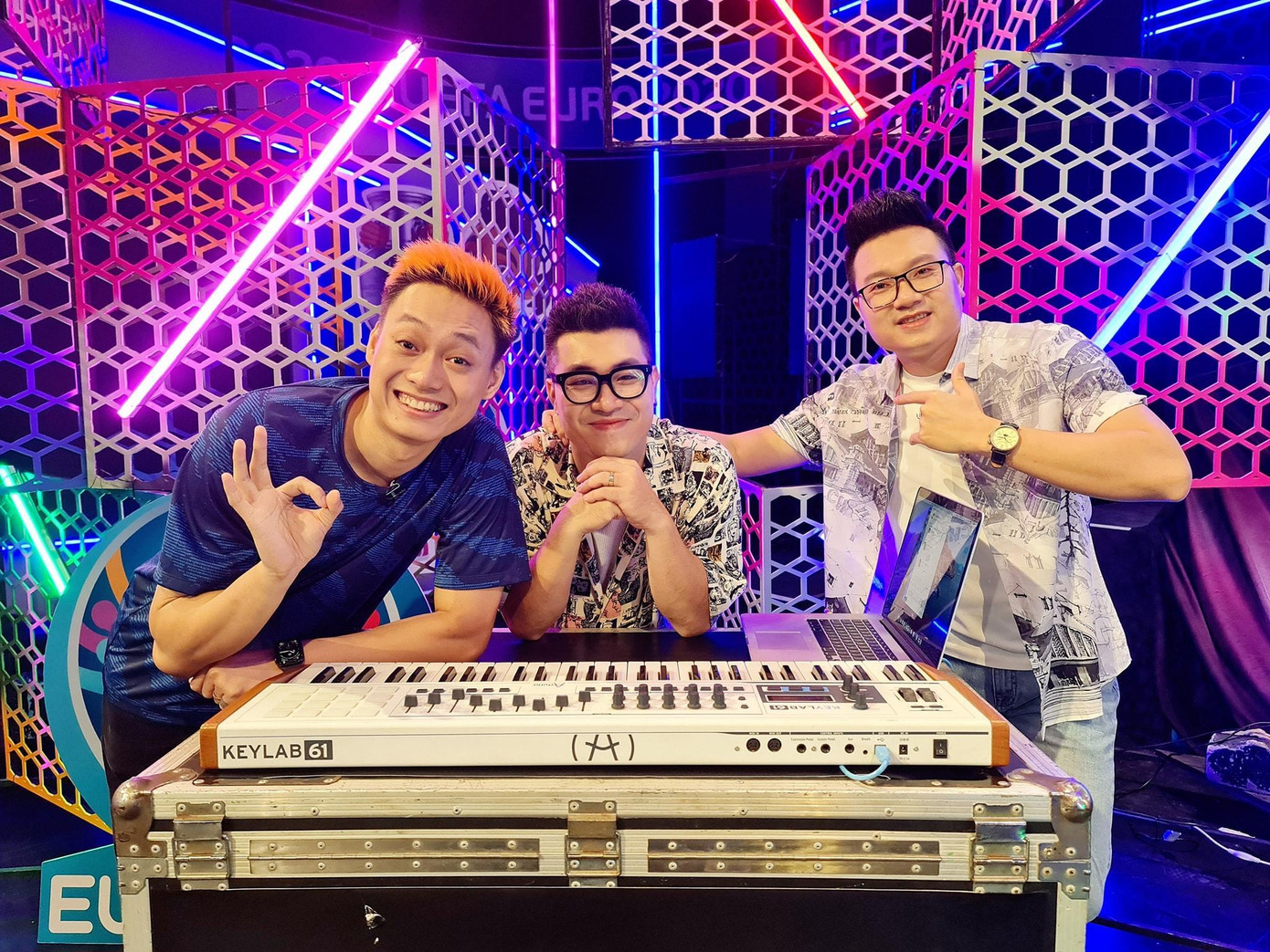Rapper Phong Windy, MC Minh Tiệp và khách mời là YouTuber Nhật Anh