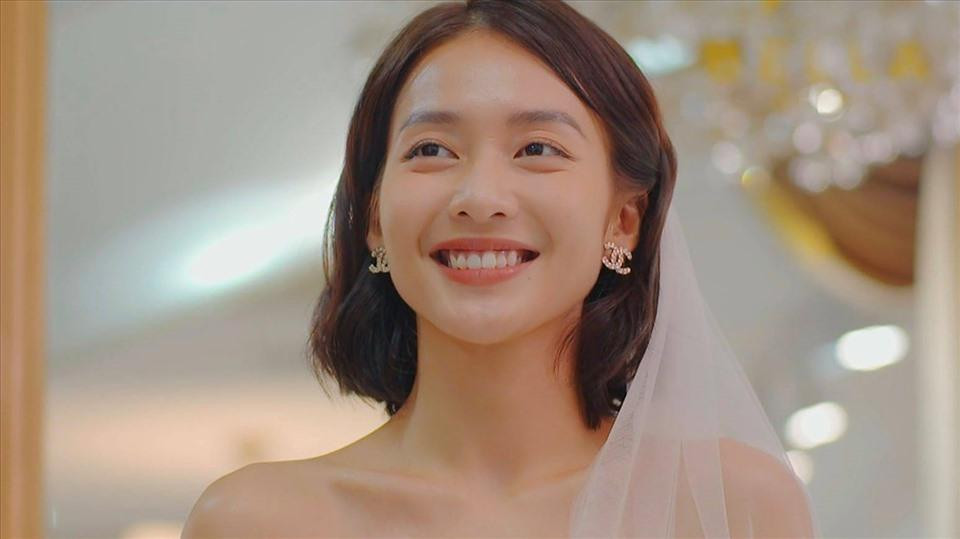 Vai Tuệ Nhi giúp Khả Ngân chinh phục khán giả. Ảnh: VFC