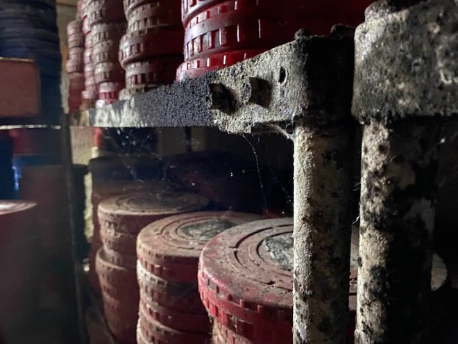 Nhiều nghệ sĩ đau xót khi Hãng phim truyện Việt Nam xập xệ, xuống cấp. Nhiều nghệ sĩ đau xót khi Hãng phim truyện Việt Nam xập xệ, xuống cấp.