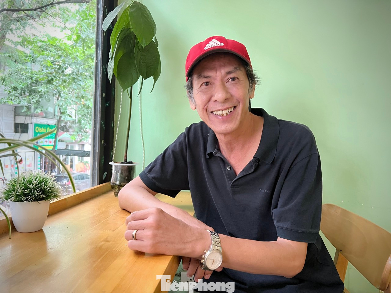 NSND Bùi Bài Bình từng là chủ quán cà phê. Ảnh: Ngọc Ánh. NSND Bùi Bài Bình từng là chủ quán cà phê. Ảnh: Ngọc Ánh.
