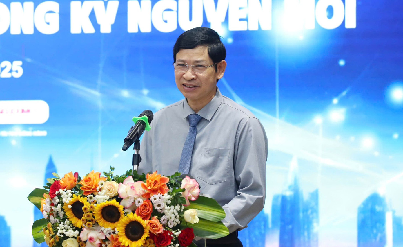 Thứ trưởng Bộ VHTTDL Hồ An Phong phát biểu khai mạc.