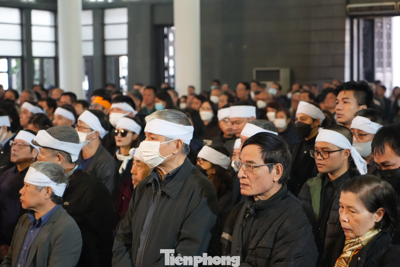 Ca khúc Dương cầm lạnh và Tình khúc 24 vang lên trong phút tiễn biệt dịch giả Dương Tường. Đây là hai bài thơ của nhà thơ Dương Tường do nhạc sĩ Phú Quang phổ nhạc. Ảnh: TRỌNG QUÂN.