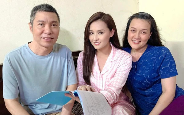 Trong năm 2022, NSND Công Lý đóng vai khách mời ở hai bộ phim truyền hình. Ảnh: FBNV. Trong năm 2022, NSND Công Lý đóng vai khách mời ở hai bộ phim truyền hình. Ảnh: FBNV.