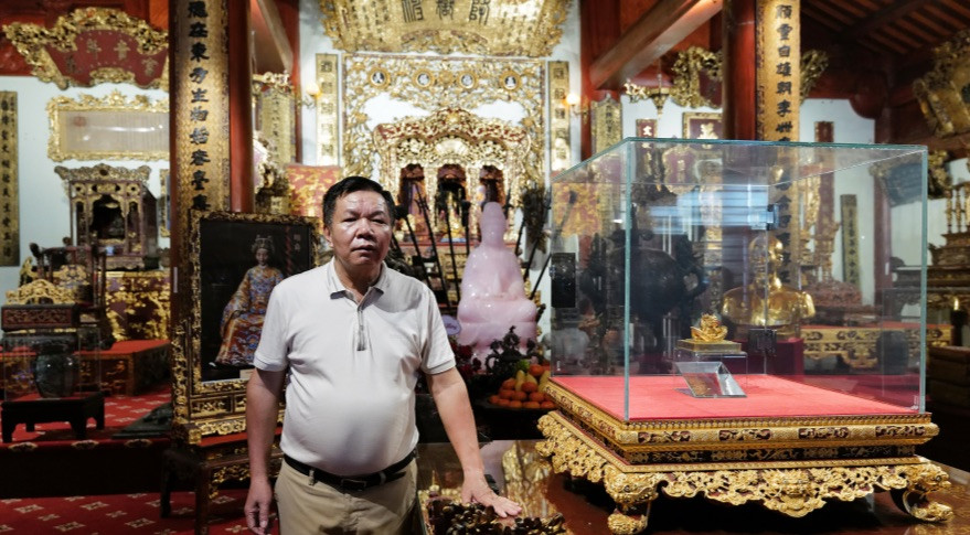 Ấn vàng Hoàng đế chi bảo trưng bày tại Bảo tàng Nam Hồng ở Bắc Ninh. Ảnh: Ngọc Thành.