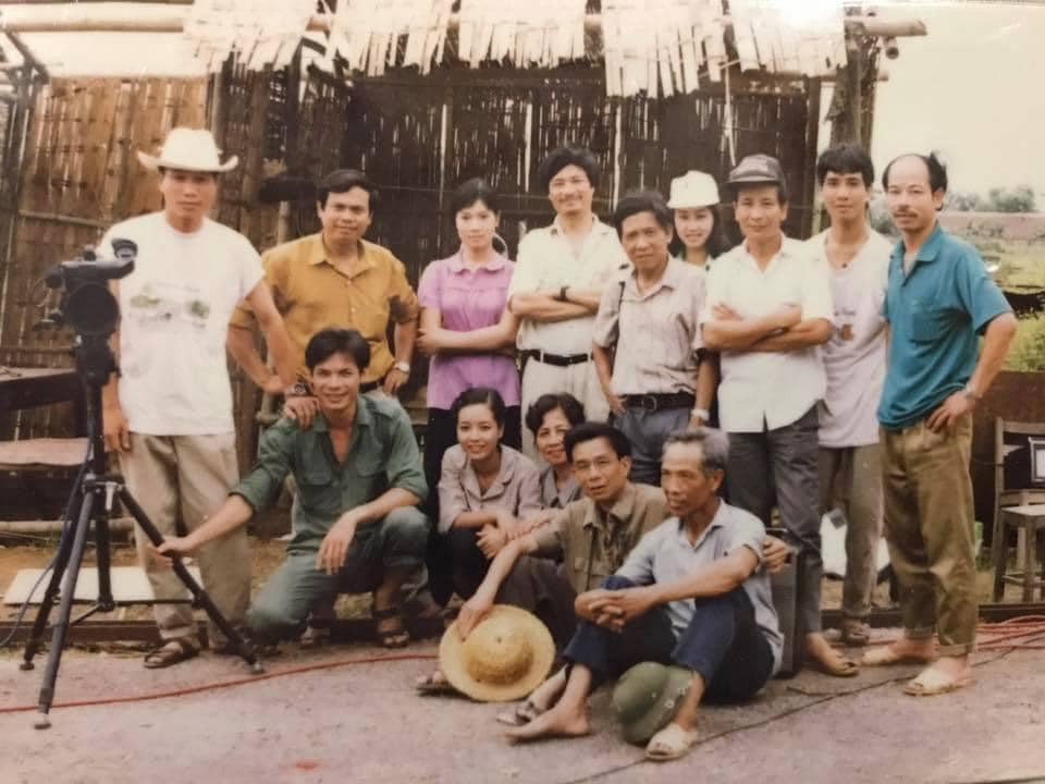 Phim Mẹ chồng tôi không chỉ mở đầu cho chương trình Văn nghệ Chủ nhật mà còn khai màn cho dòng phim chính luận trên sóng truyền hình. Phim Mẹ chồng tôi không chỉ mở đầu cho chương trình Văn nghệ Chủ nhật mà còn khai màn cho dòng phim chính luận trên sóng truyền hình.