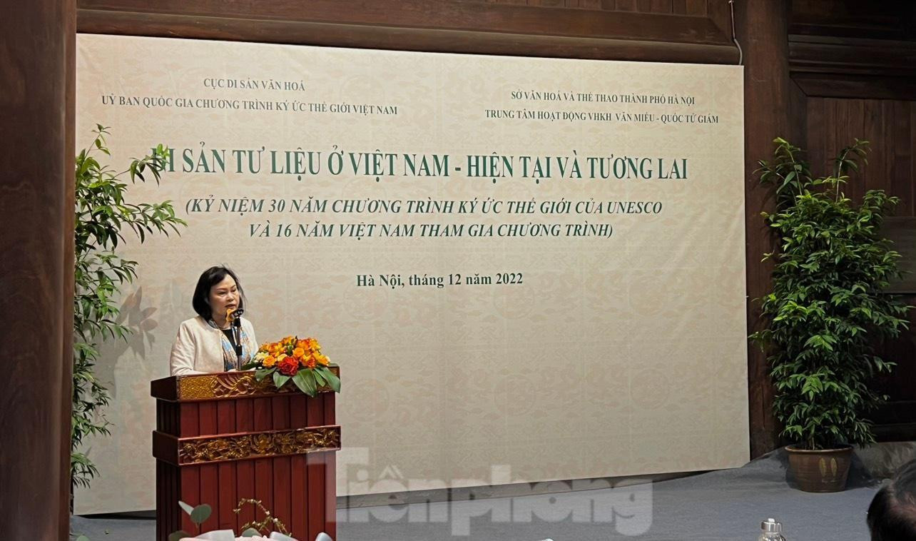 Tiến sĩ Vũ Thị Minh Hương - Ủy viên Hội đồng Di sản văn hóa quốc gia - Phó Chủ tịch ủy ban Ký ức thế giới UNESCO khu vực châu Á - Thái Bình Dương. Ảnh: NGỌC ÁNH.