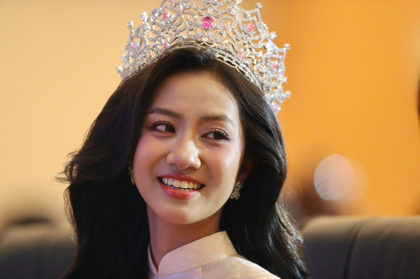 Trước khi giành vương miện danh giá tại Hoa hậu Việt Nam, cô giành ngôi vị cao nhất cuộc thi Nét đẹp sinh viên năm 2023 của trường. Cô được yêu mến nhờ học lực tốt, tình tình dễ mến, hòa đồng. Trước khi giành vương miện danh giá tại Hoa hậu Việt Nam, cô giành ngôi vị cao nhất cuộc thi Nét đẹp sinh viên năm 2023 của trường. Cô được yêu mến nhờ học lực tốt, tình tình dễ mến, hòa đồng.