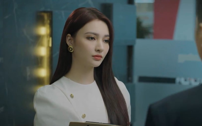 Nhân vật Yên được chú ý dù không phải nữ chính. Nhân vật Yên được chú ý dù không phải nữ chính.