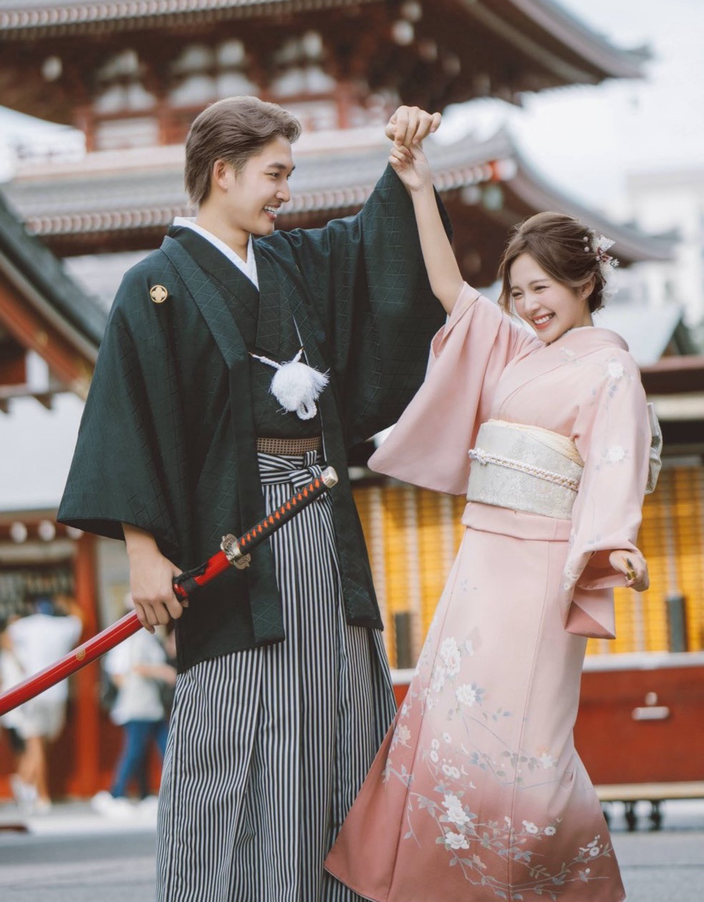 Ảnh hẹn hò của Đình Tú, Ngọc Huyền ở Nhật Bản. Ảnh hẹn hò của Đình Tú, Ngọc Huyền ở Nhật Bản.