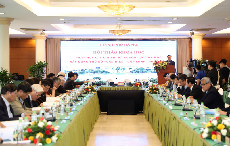 Hội thảo là sự kiện mở đầu cho chuỗi hoạt động nghiên cứu chuyên sâu về khai thác hiệu quả tiềm năng, lợi thế để xây dựng, phát triển Thủ đô Văn hiến - Văn minh - Hiện đại. Ảnh: MINH AN.