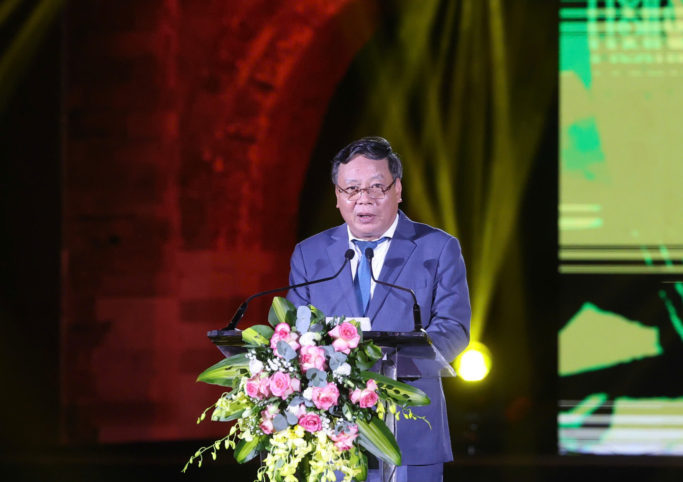 Phó Bí thư Thành ủy Hà Nội Nguyễn Văn Phong phát biểu tại lễ trao giải.