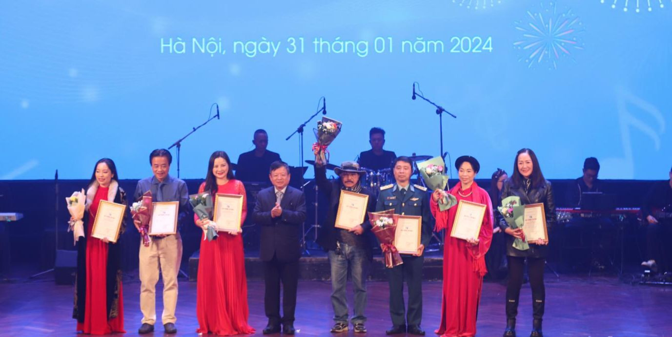Lễ trao Giải thưởng Âm nhạc Việt Nam năm 2023 được tổ chức ở Nhà hát Quân đội (Hà Nội). Ảnh: Trung Nguyễn.