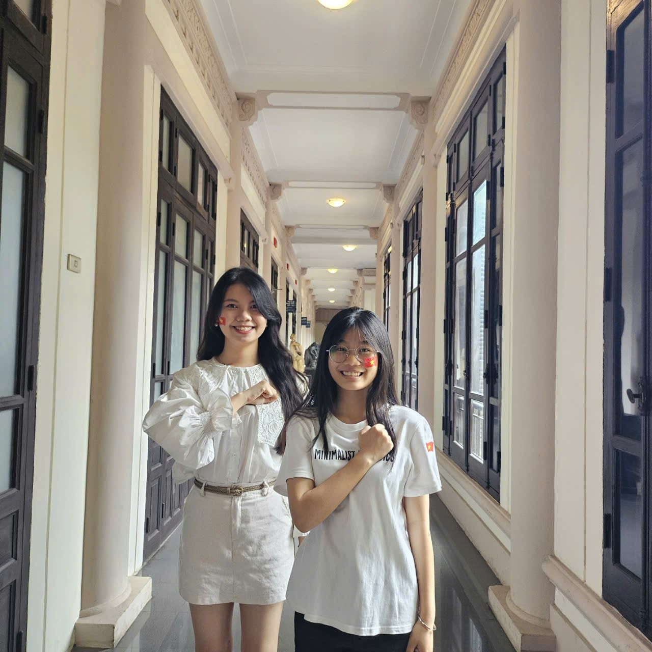 Bảo tàng Mỹ thuật Việt Nam phát động chương trình "Check-in Bảo tàng cùng cờ đỏ sao vàng". Bảo tàng Mỹ thuật Việt Nam phát động chương trình "Check-in Bảo tàng cùng cờ đỏ sao vàng".