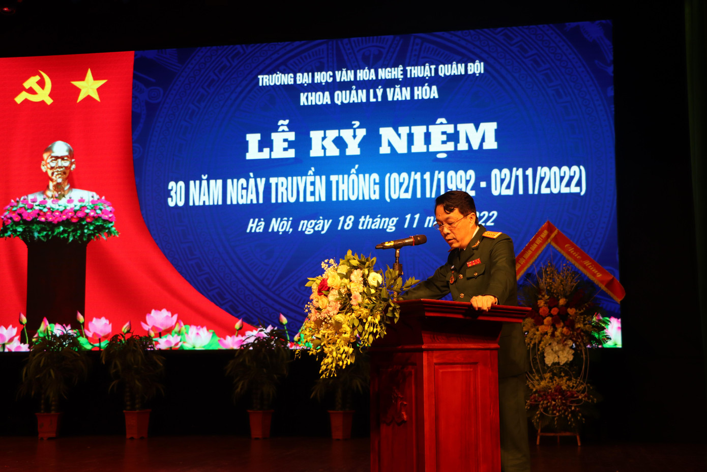 Đại tá, NGƯT Nguyễn Xuân Thủy - Hiệu trưởng trường ĐHVHNTQĐ - phát biểu tại lễ kỷ niệm. Ảnh: KHOA QLVH. Đại tá, NGƯT Nguyễn Xuân Thủy - Hiệu trưởng trường ĐHVHNTQĐ - phát biểu tại lễ kỷ niệm. Ảnh: KHOA QLVH.