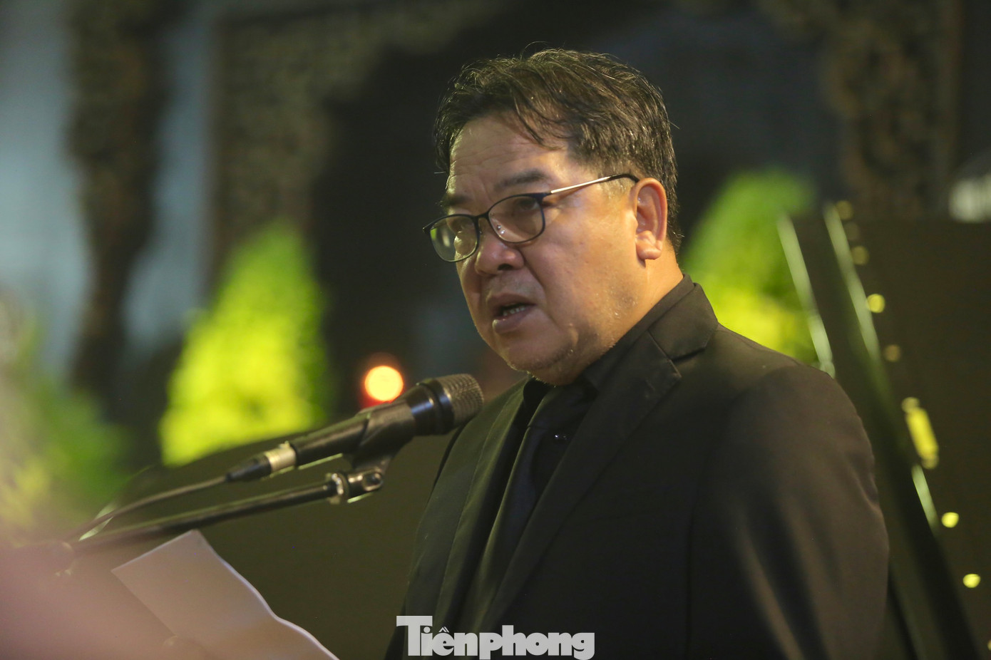 Tiến sĩ Lê Anh Tuấn, Giám đốc Học viện Âm nhạc quốc gia Việt Nam là Trưởng ban lễ tang. Trong điếu văn tiễn đưa NGND Thái Thị Liên, TS. Lê Anh Tuấn khẳng định bà là huyền thoại, đại thụ nền âm nhạc nước nhà. Ảnh: DUY PHẠM.