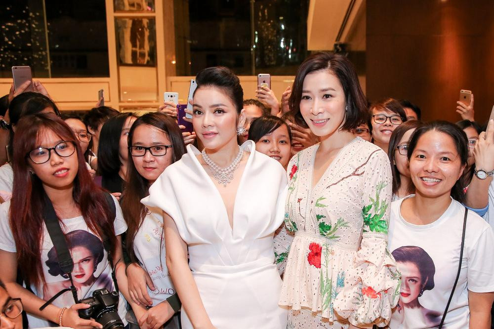 &quot;Ảnh hậu Hồng Kông&quot; nhiều lần sang Việt Nam theo lời mời của Lý Nhã Kỳ