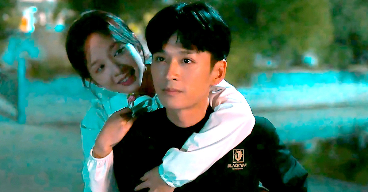 An, Nguyên thân mật như một cặp tình nhân là chi tiết gây tranh cãi. An, Nguyên thân mật như một cặp tình nhân là chi tiết gây tranh cãi.