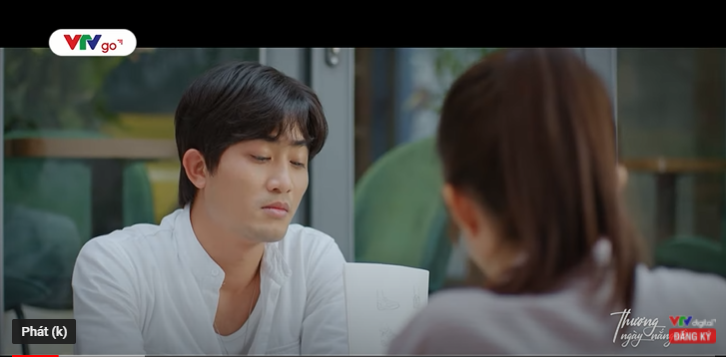 Đông Phong giúp Vân Vân kết nối với thần tượng của mình.