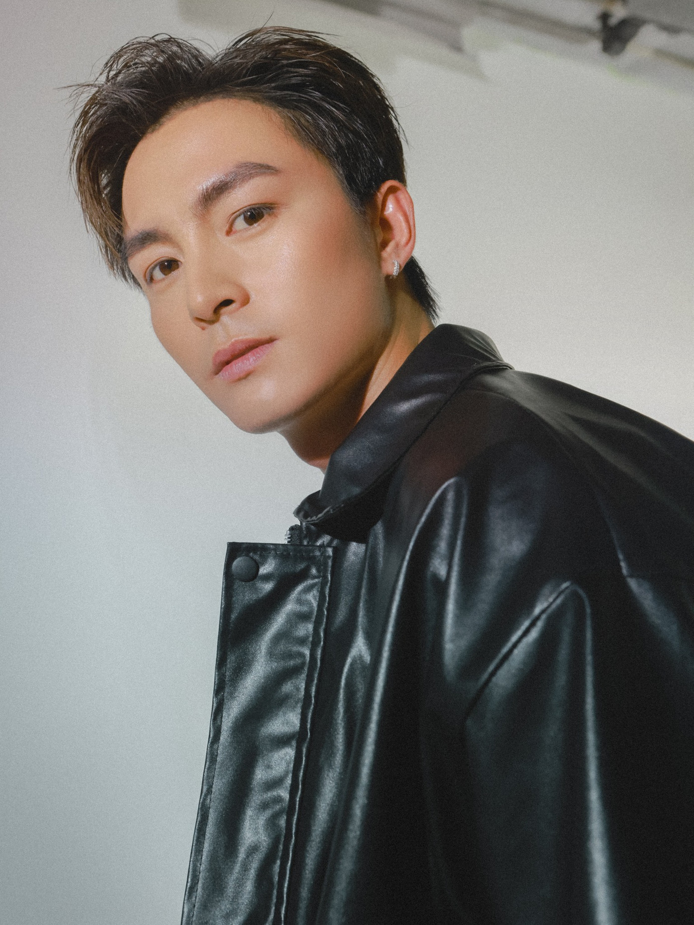 Lãnh Thanh từng chật vật trong showbiz. Lãnh Thanh từng chật vật trong showbiz.