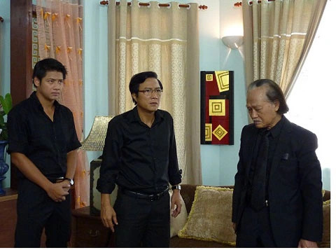 NSƯT Anh Thái trong Cầu vồng tình yêu. NSƯT Anh Thái trong Cầu vồng tình yêu.