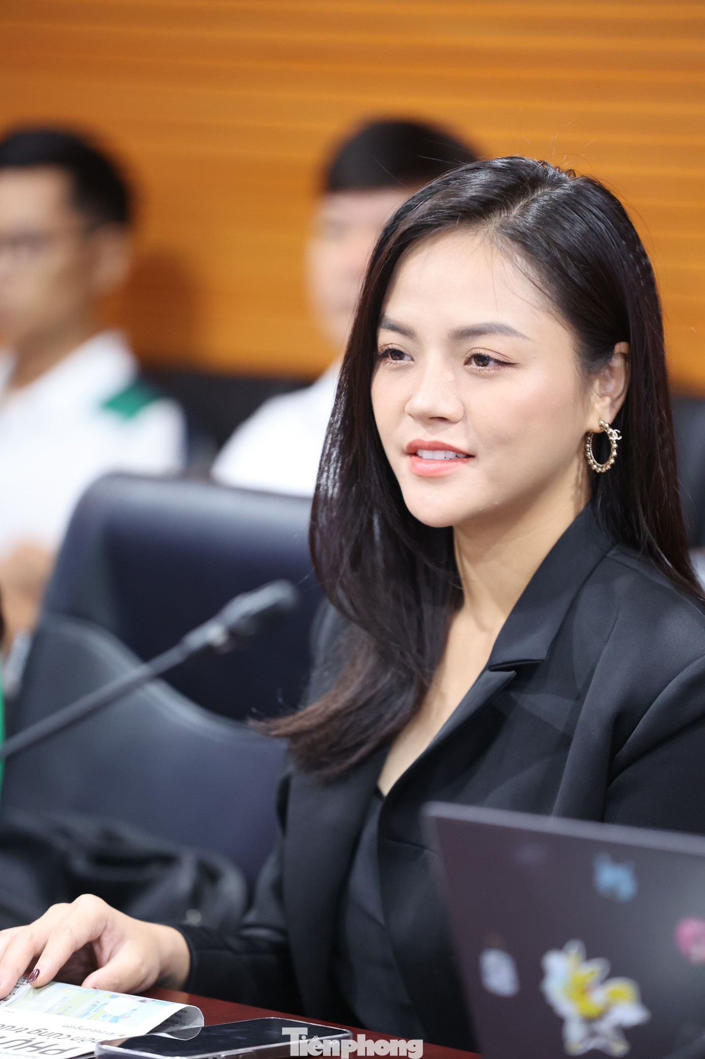 Nữ diễn viên Quỳnh búp bê chia sẻ kinh nghiệm bảo vệ bản thân trên mạng xã hội. Ảnh: Trọng Tài. Nữ diễn viên Quỳnh búp bê chia sẻ kinh nghiệm bảo vệ bản thân trên mạng xã hội. Ảnh: Trọng Tài.