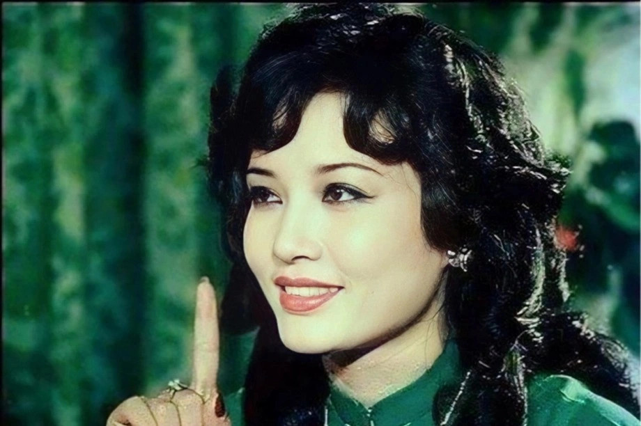 Biệt động Sài Gòn được vinh danh là một trong 50 tác phẩm văn học nghệ thuật tiêu biểu của TPHCM. Biệt động Sài Gòn được vinh danh là một trong 50 tác phẩm văn học nghệ thuật tiêu biểu của TPHCM.