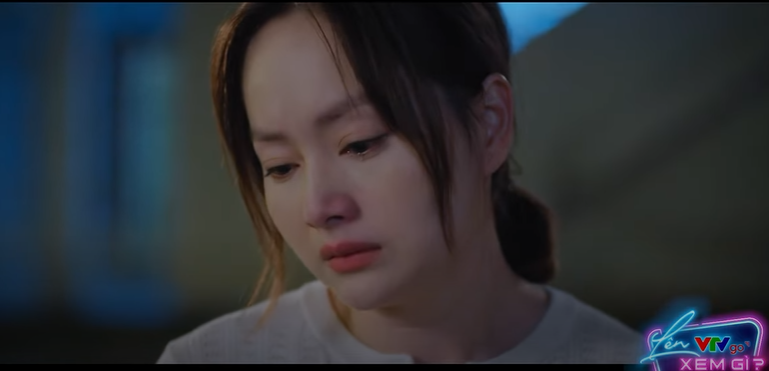 Vân Khánh tuyệt vọng, mong có cơ hội quay ngược thời gian.