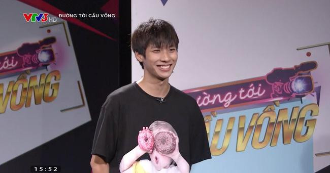 Hotboy 22 tuổi theo học Khoa Diễn viên Kịch - Đại học Sân khấu Điện ảnh Hà Nội. Hotboy 22 tuổi theo học Khoa Diễn viên Kịch - Đại học Sân khấu Điện ảnh Hà Nội.