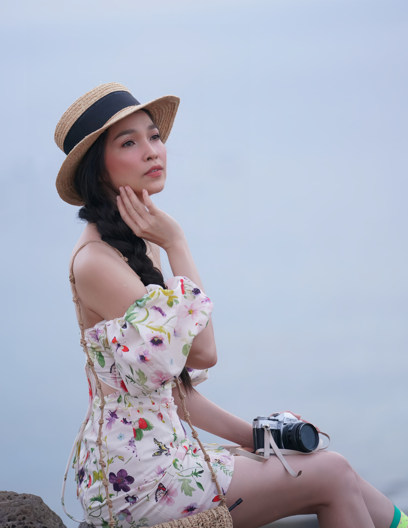 Hiền Thục ra hai MV cùng lúc. Hiền Thục ra hai MV cùng lúc.