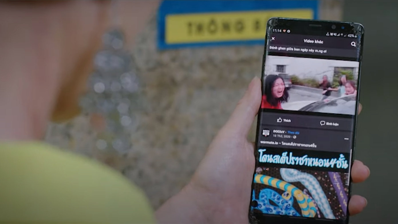 Bà Hiền xem được vụ đánh ghen ầm ĩ mà cả con gái và con dâu đều xuất hiện trong clip.