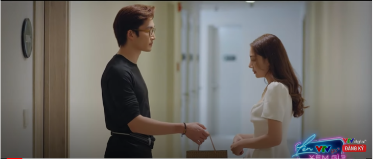 Duy từ chối đồ ăn mà mẹ kế tự tay nấu.