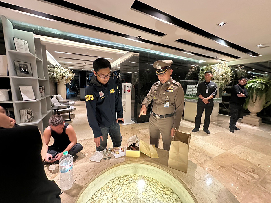 Cảnh sát phát hiện số lượng lớn thuốc lắc và ketamine.