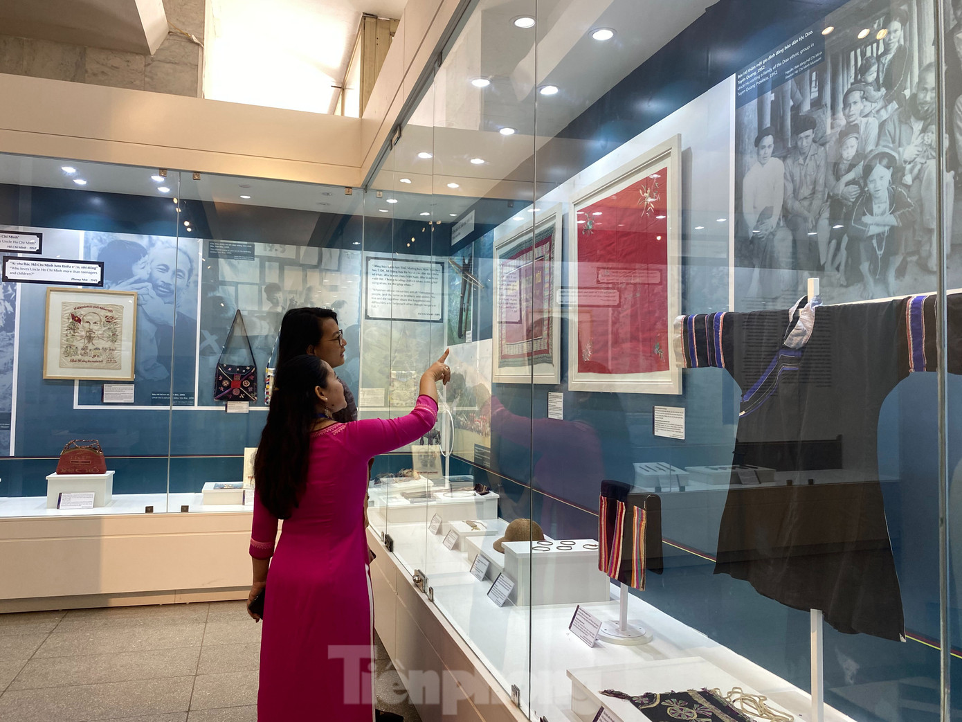 Triển lãm được trưng bày tại Bảo tàng Hồ Chí Minh từ ngày 17/5 đến hết tháng 8.