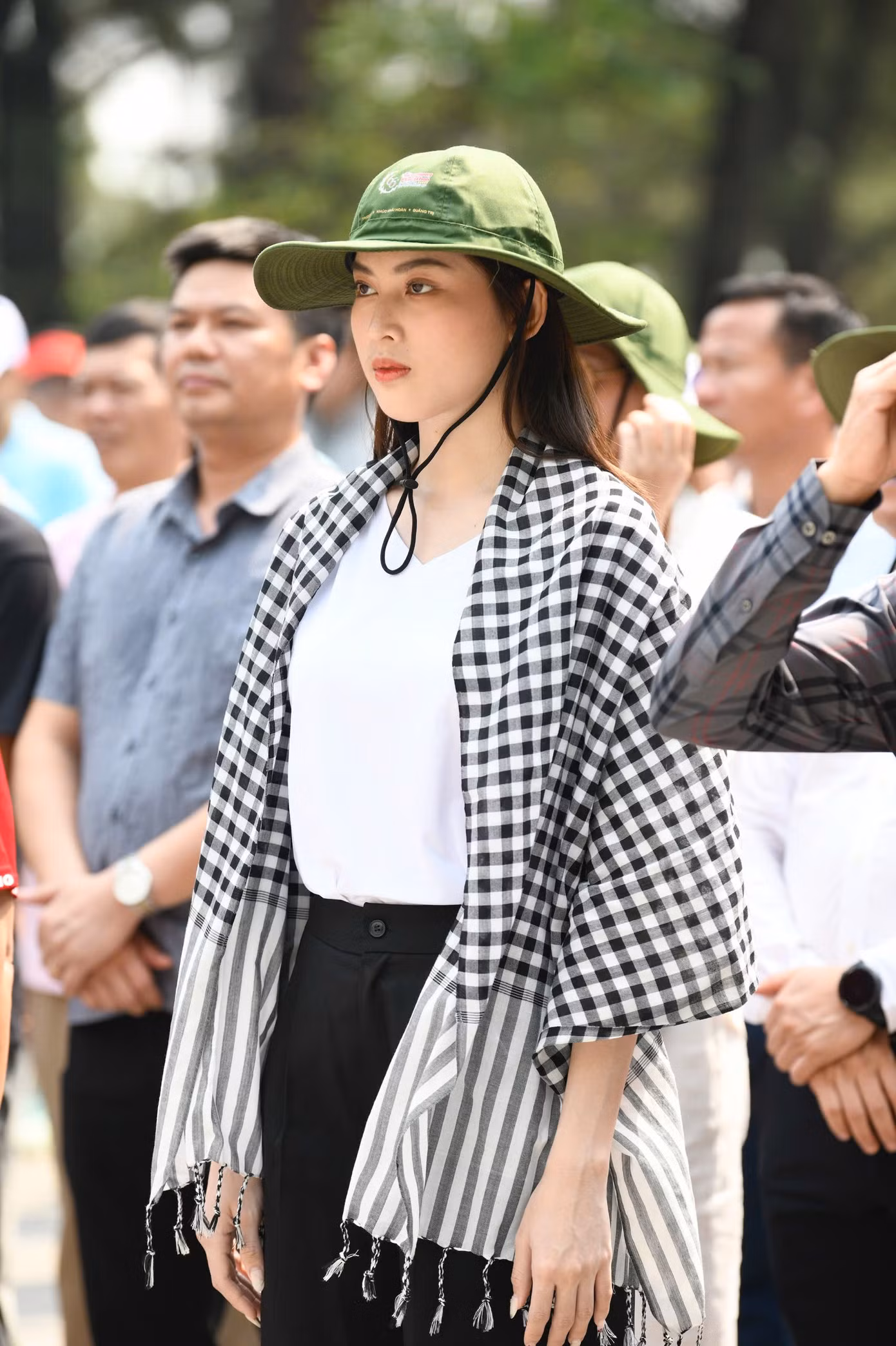 Khoảnh khắc xúc động của Á hậu Ngọc Thảo.
