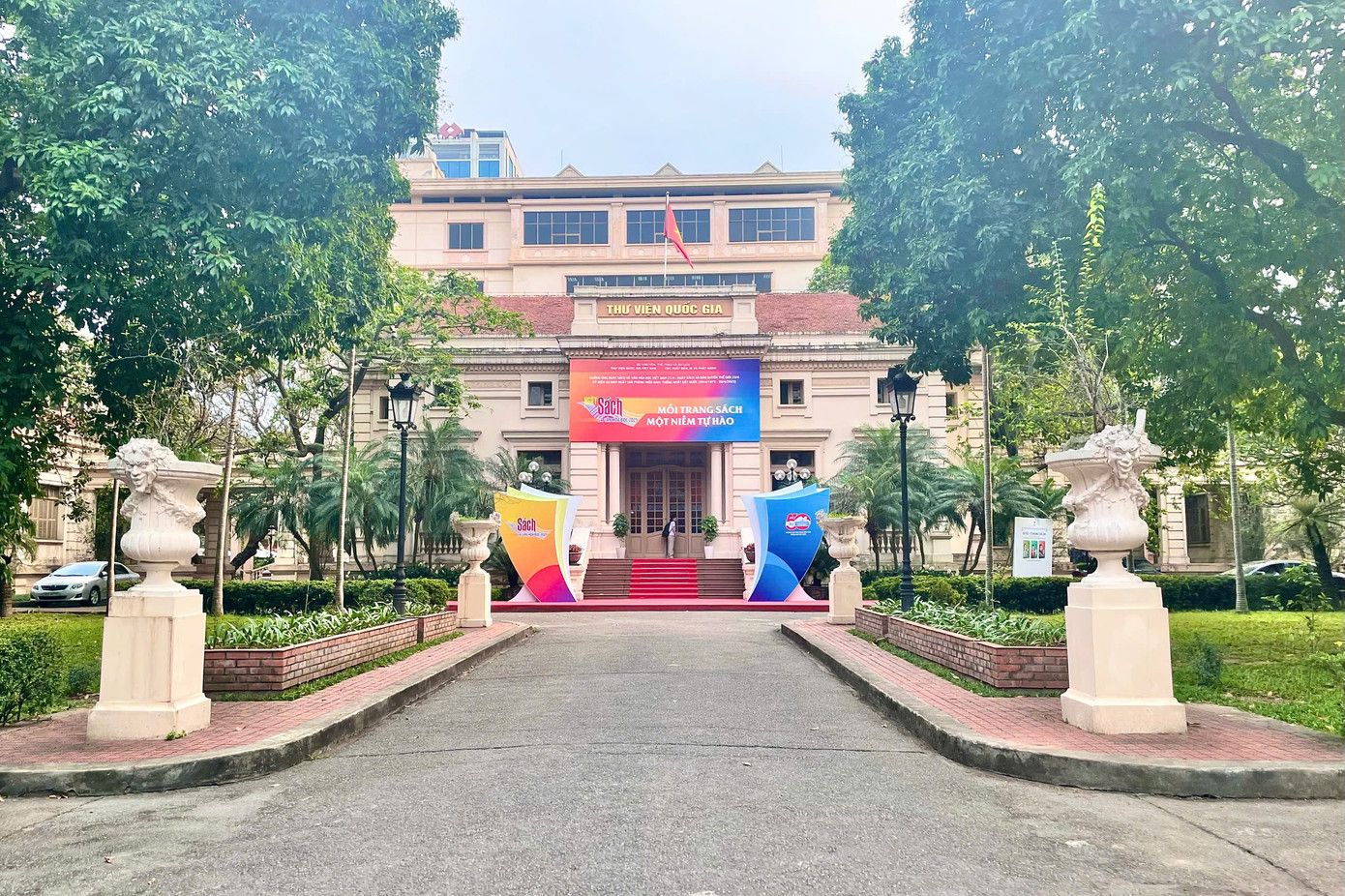 Theo kết luận thanh tra, dự án được phê duyệt thực hiện trong giai đoạn 2018-2022, tổng mức đầu tư hơn 97,9 tỷ đồng từ nguồn vốn ngân sách nhà nước. Tuy nhiên, đến thời điểm thanh tra (tháng 12/2024), dự án vẫn chưa được bàn giao đưa vào sử dụng - chậm hơn 2 năm so với kế hoạch ban đầu.